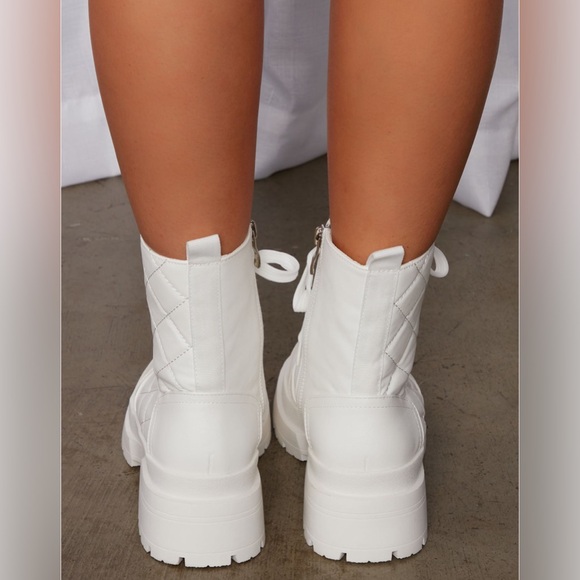 Oh You Heart Quilted Combat Boots - White - Picture 2 of 3
